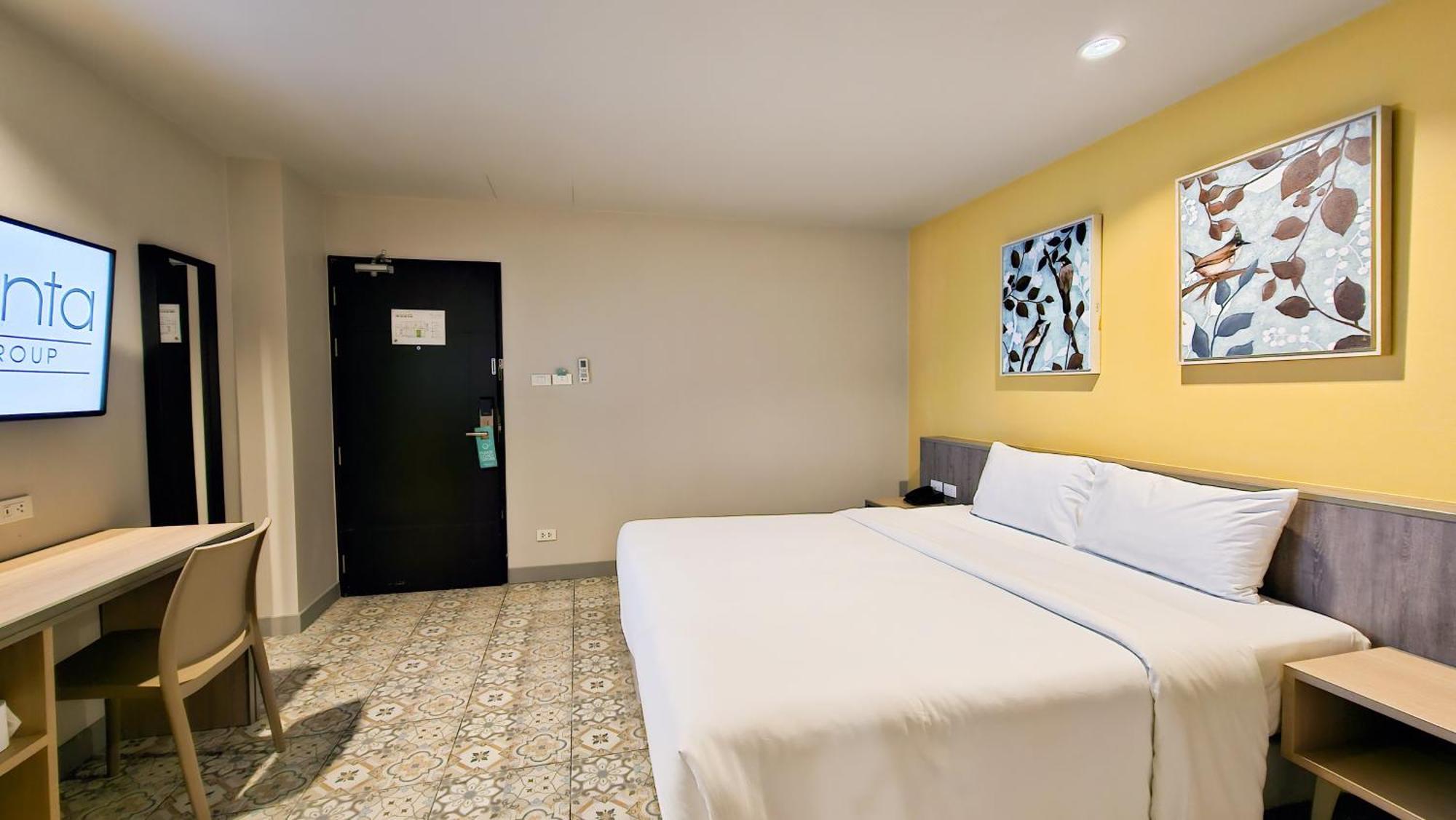 Recenta Suite Phuket Suanluang Εξωτερικό φωτογραφία