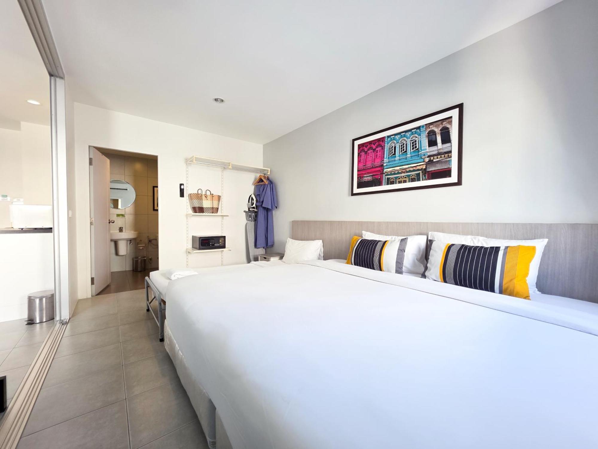 Recenta Suite Phuket Suanluang Εξωτερικό φωτογραφία
