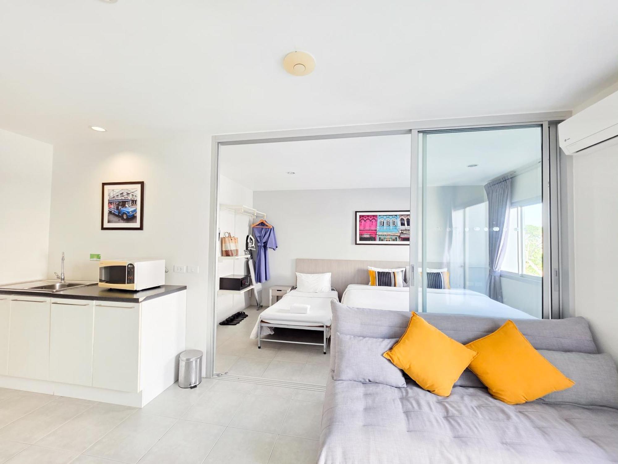 Recenta Suite Phuket Suanluang Εξωτερικό φωτογραφία