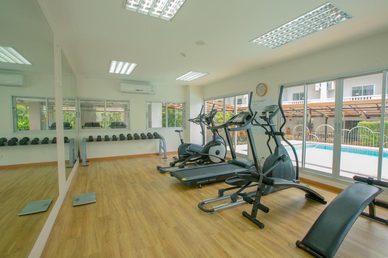 Recenta Suite Phuket Suanluang Εξωτερικό φωτογραφία