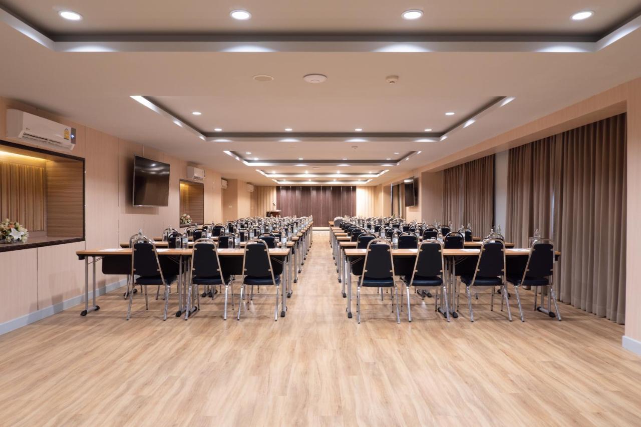 Recenta Suite Phuket Suanluang Εξωτερικό φωτογραφία