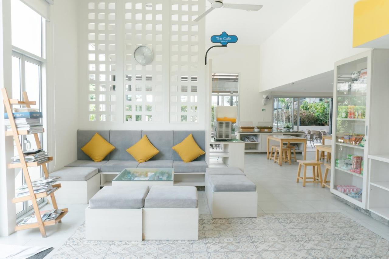 Recenta Suite Phuket Suanluang Εξωτερικό φωτογραφία
