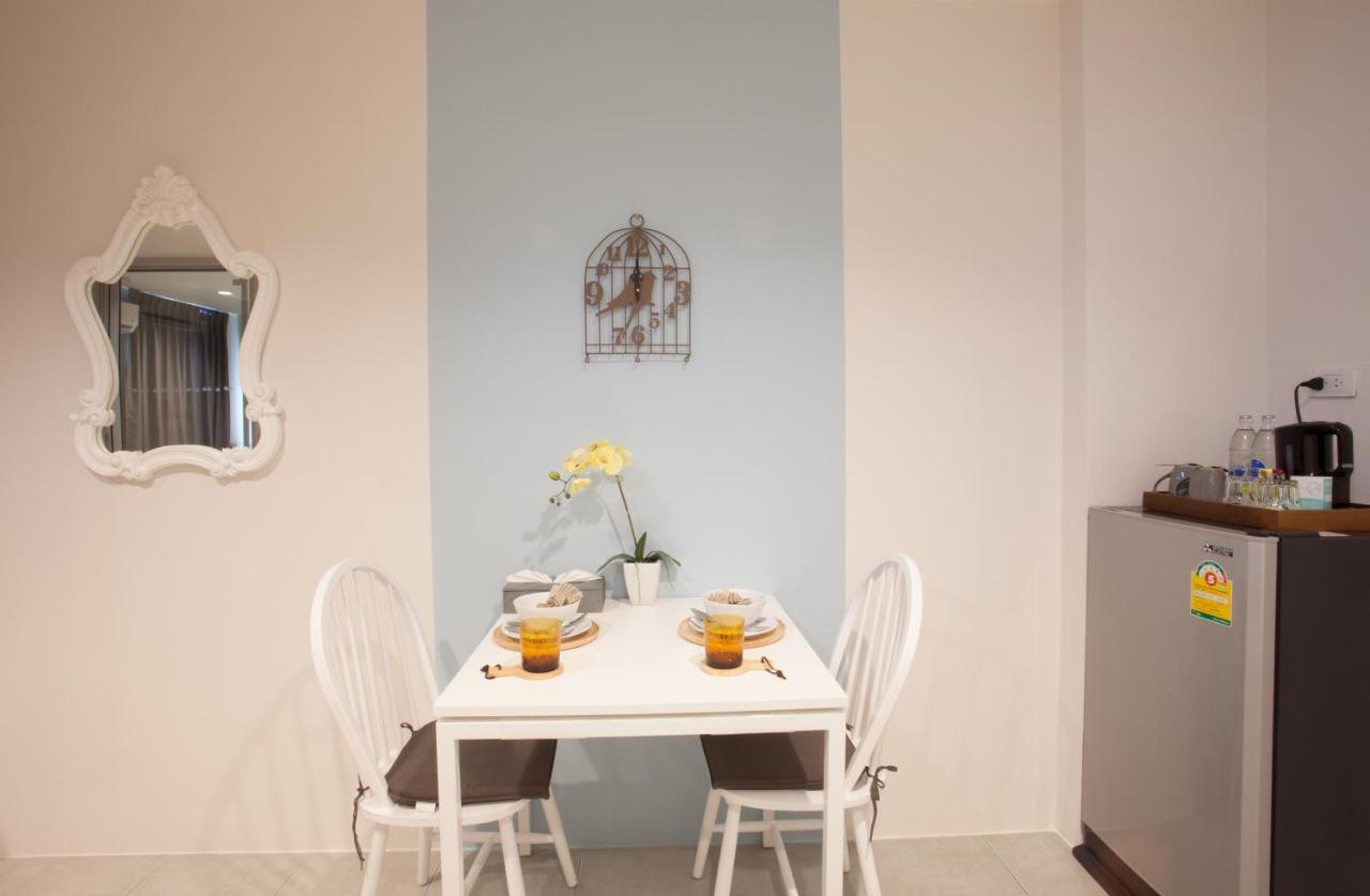 Recenta Suite Phuket Suanluang Εξωτερικό φωτογραφία